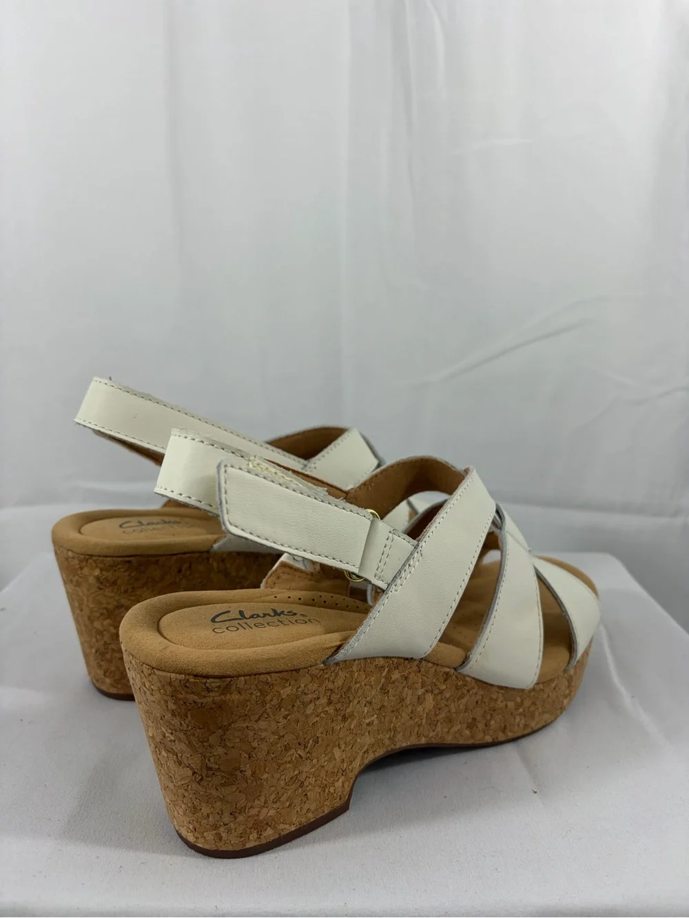 NWT Clarks Women's Size 8.5 Cream Cork Velcro 3 Inch Wedge Sandals